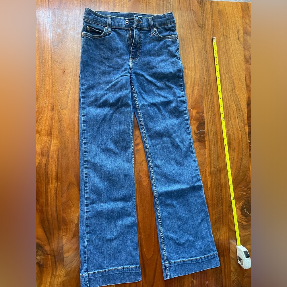 Girl’s Bootcut Wrangler Jeans. Size 14 slim.